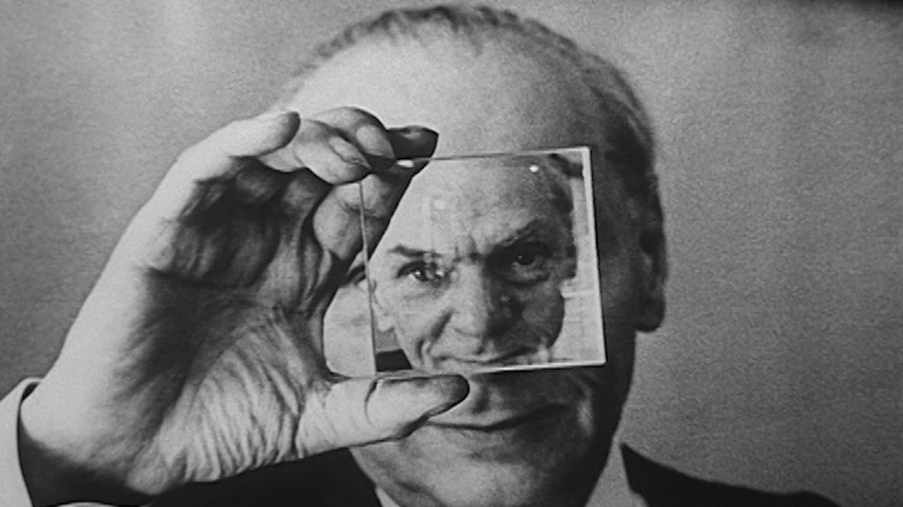 В апреле у Акимова. 1973