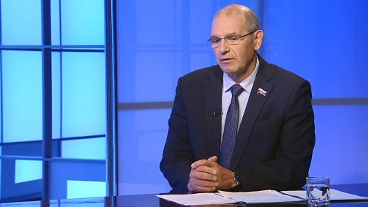 Глава города Пензы – о решении проблем в сфере ЖКХ и новогодних мероприятиях