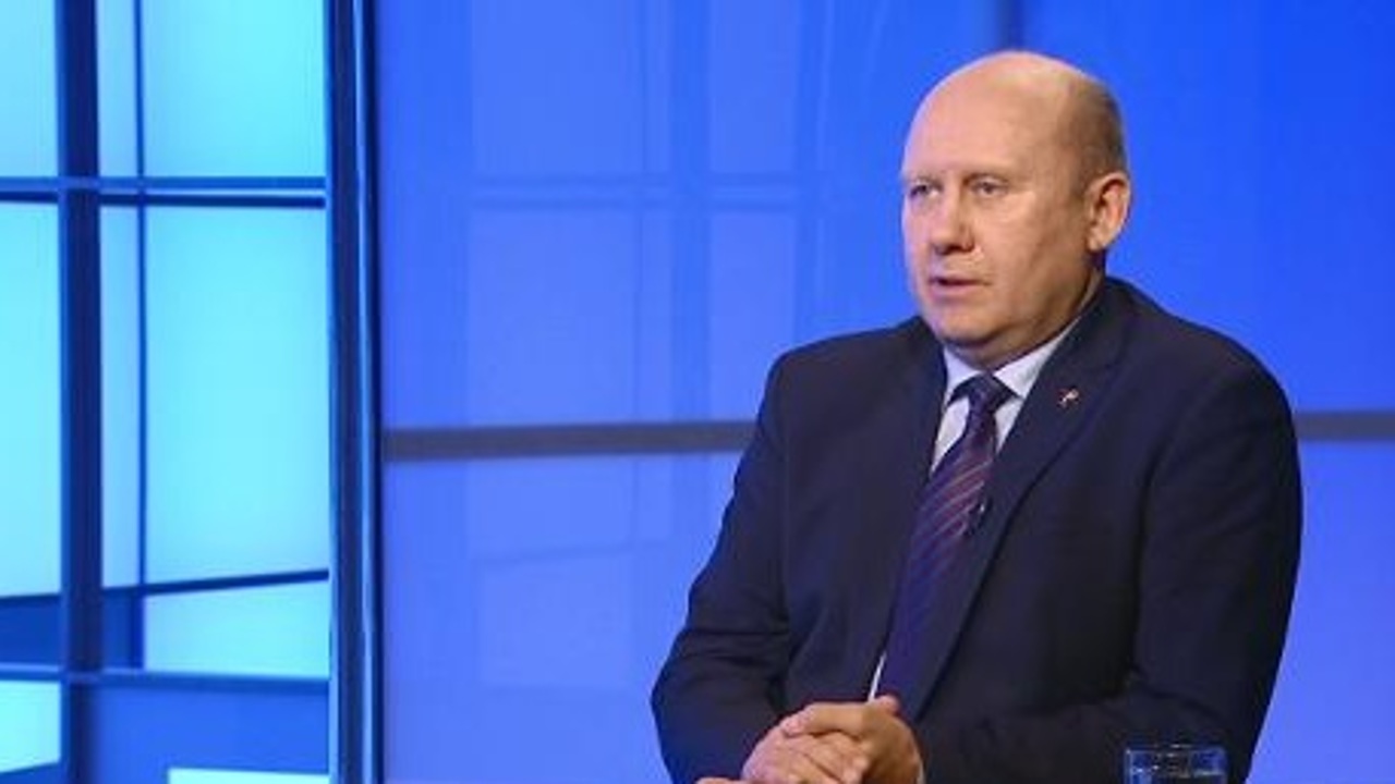 Какие меры помогут уберечь подростка от наркозависимости