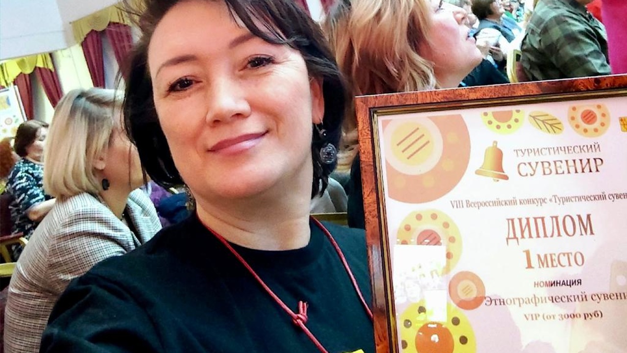 "Самовар" 7 декабря: о победе в конкурсе "Туристический сувенир" рассказала Эльвира Ким