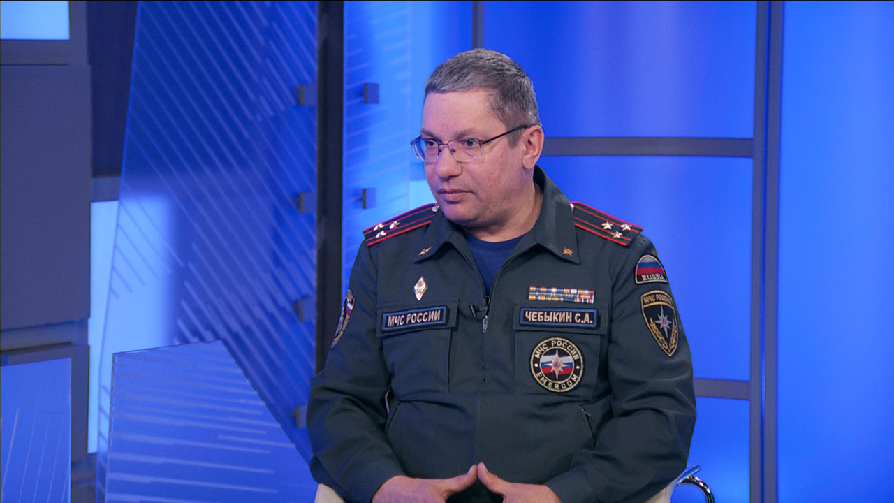 Меры предосторожности в местах массового пребывания людей. Гость-заместитель начальника ГУ МЧС России по Амурской области Сергей Чебыкин