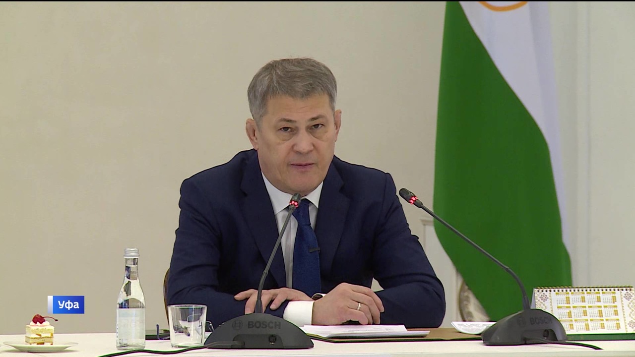 Радий Хабиров провел рабочую встречу с руководителями ветеранских и патриотических организаций Башкирии