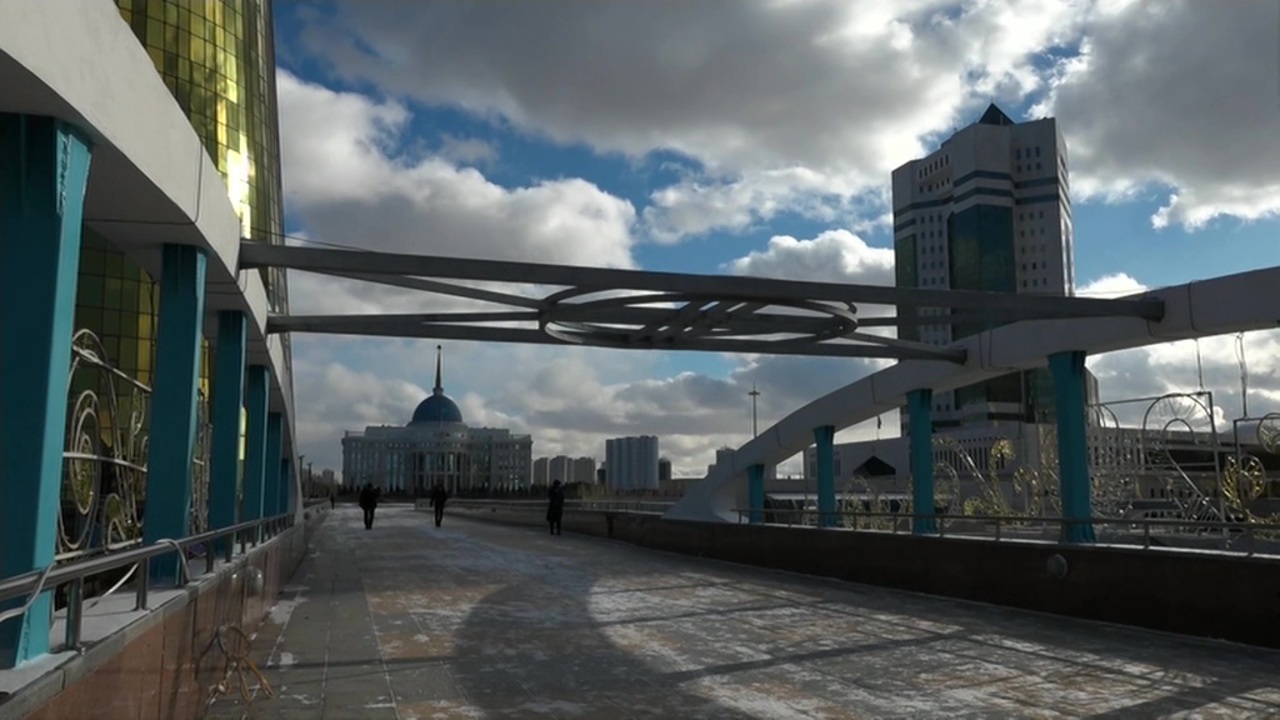 Пресс-конференция Путина, "Мир" в Казахстане и пожар в Химках