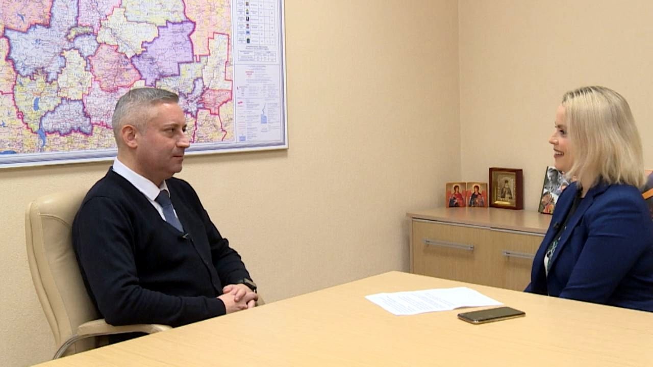 Интервью министра труда, занятости и соцразвития о мерах поддержки многодетным семьям