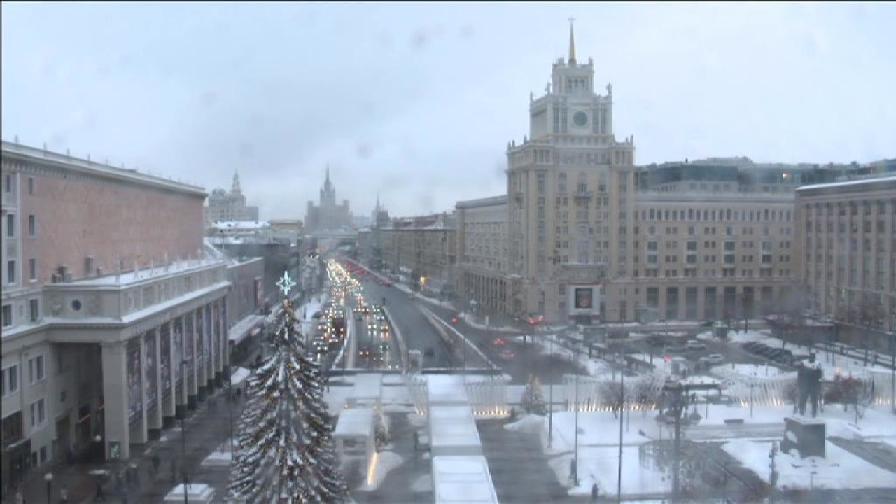 Москва в ожидании теплого атмосферного фронта