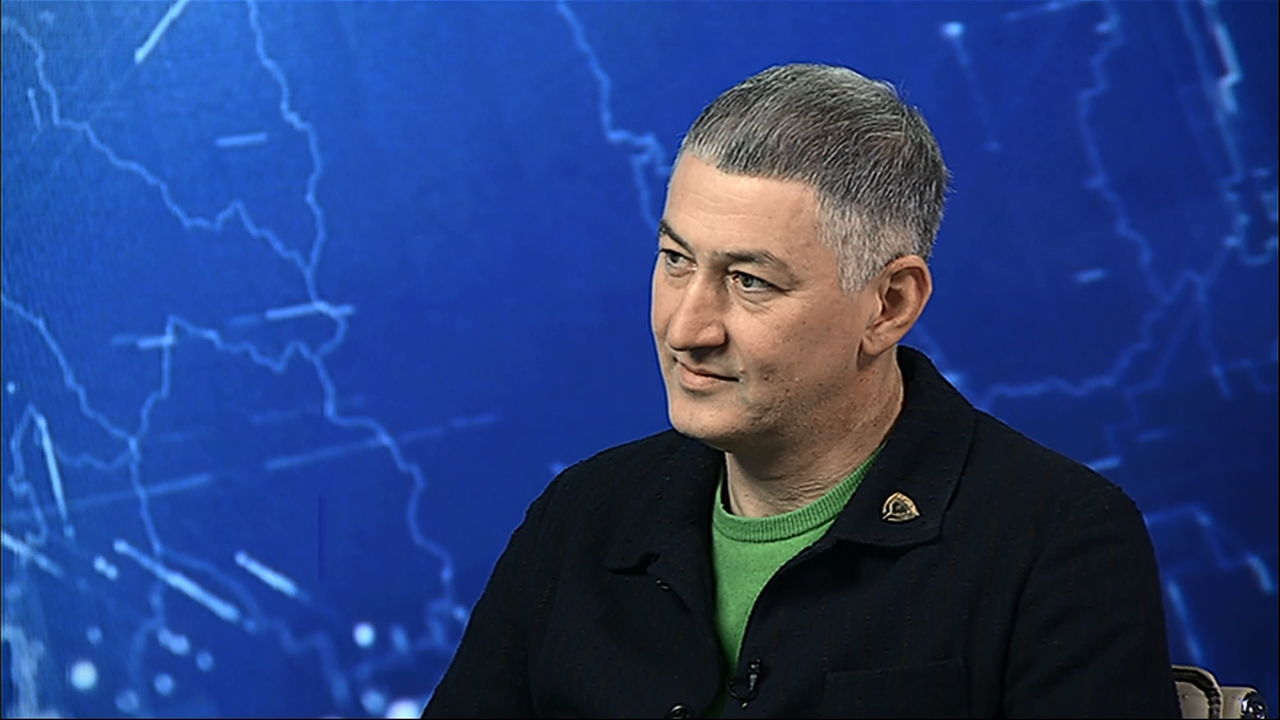 Художник современности, график и скульптор Алим Пашт-Хан