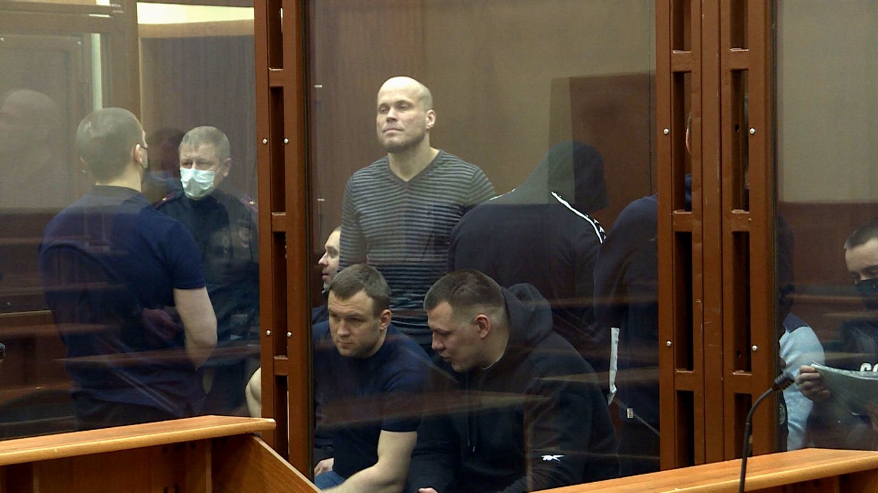 Сегодня Архангельский областной суд начал зачитывать приговор участникам ОПГ "Шаманинские"