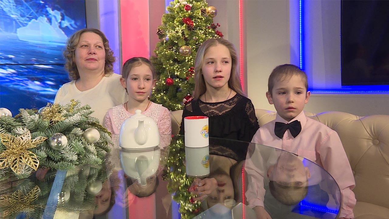 Директор ГТРК "Калуга" исполнил новогодние желания троих маленьких калужан