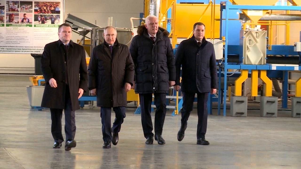 Президент Владимир Путин утвердил перечень поручений по итогам совещания о развитии ЛПК