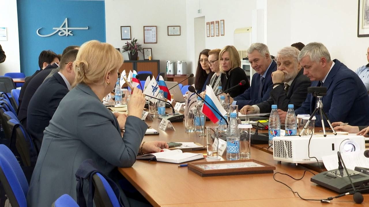 В Новодвинске прошло выездное заседание комитета по экологическим проблемам лесного комплекса