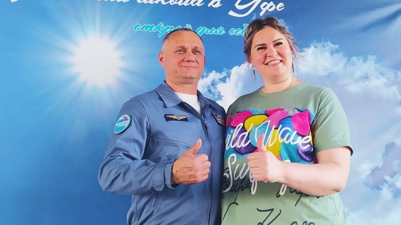 Познакомили слушателей с героиней очередного выпуска "Классного журнала" Жанной Шварц