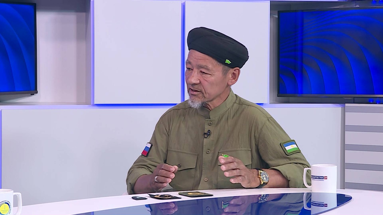 Полковой имам Хамза-хазрат: "Мы днем и ночью просим Бога за бойцов и за их семьи"