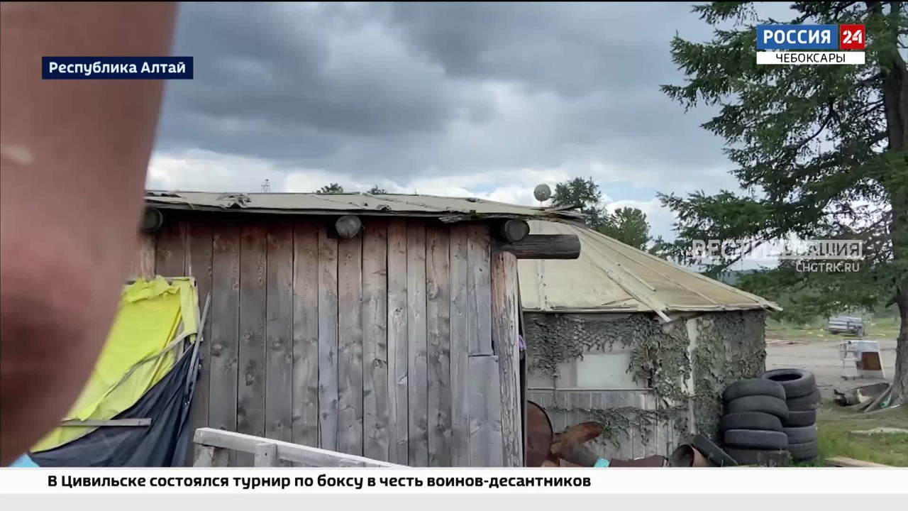 Башкирский чуваш более 10 лет принимает туристов на своей базе отдыха в горах Алтая