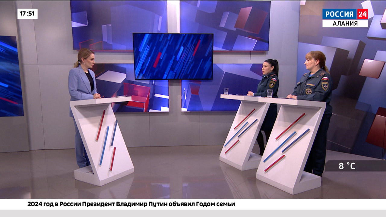 Психологи МЧС России отмечают профессиональный праздник
