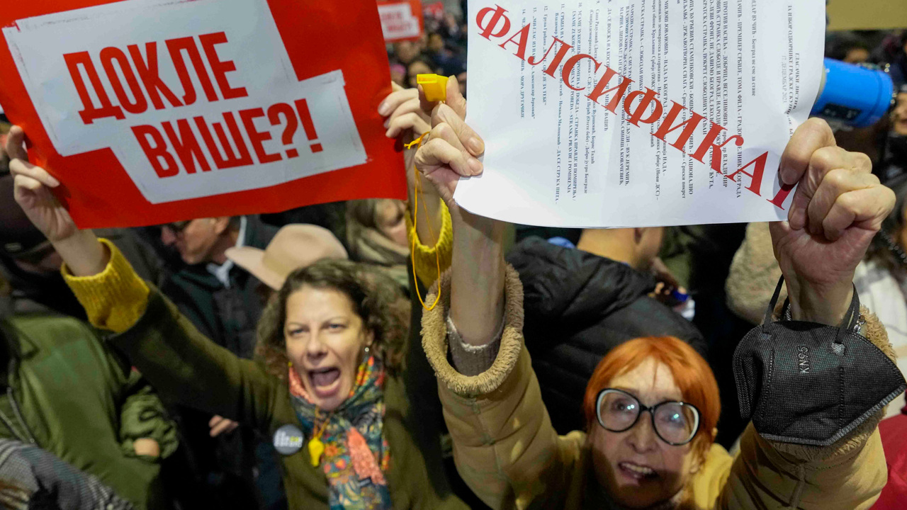 Выборы в Сербии: досрочная победа Вучича и акции протеста