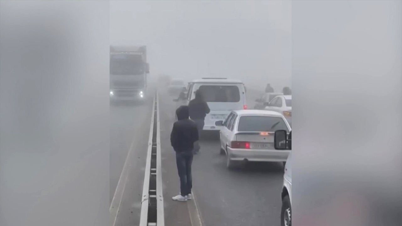 Туман остановил движение на дороге в Дагестане
