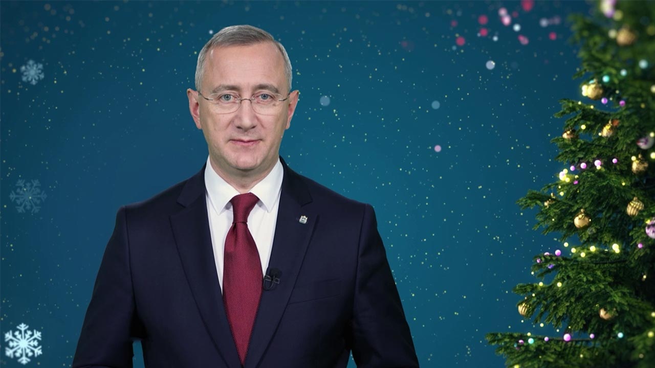 С наступающим 2024 годом калужан поздравляют первые лица Калужской области
