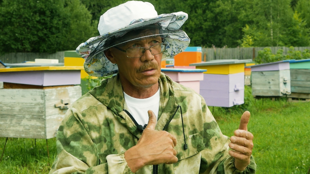 Пчеловод Андрей Афанасьев