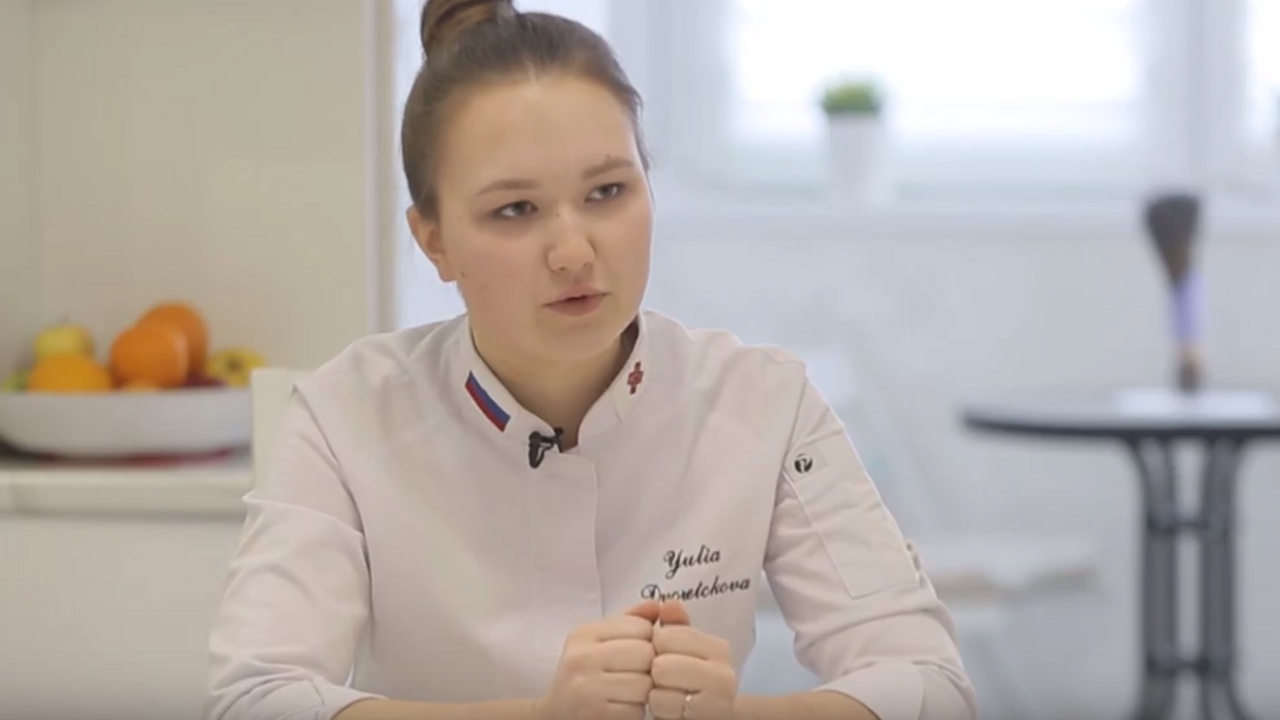 Кондитер Юлия Дворецкова