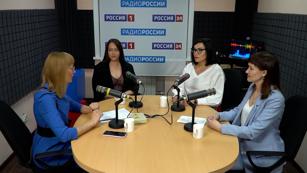 Выпуск № 2: доктор-репродуктолог, врач-гинеколог из женской консультации и психолог о материнстве и проблемах бездетности