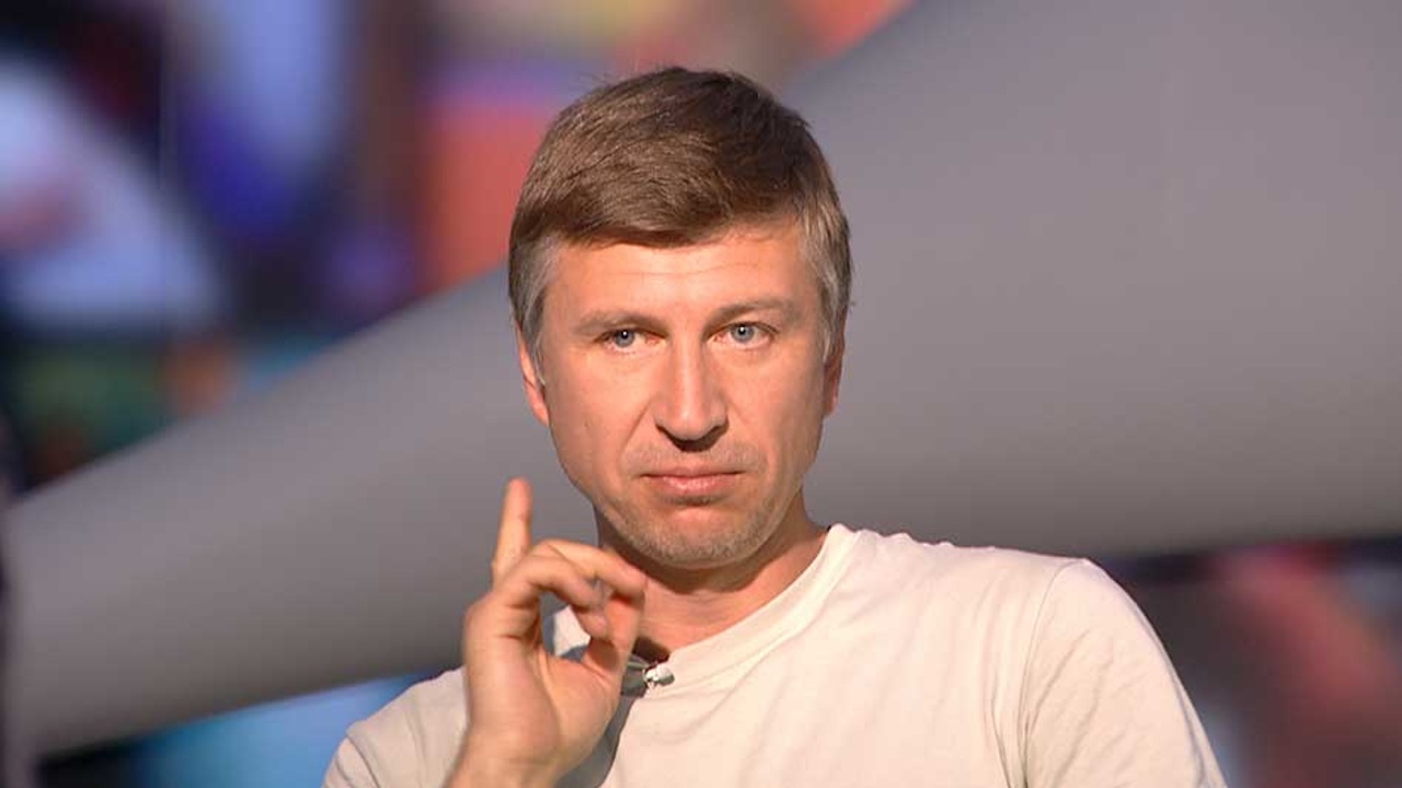 Алексей Ягудин: "Дозированно принимаем солнечные ванны, чтобы вечером поработать на славу"