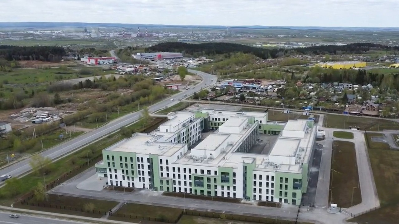 Владимир Путин высоко оценил новый корпус Пермской краевой инфекционной больницы