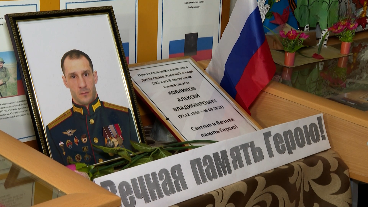 "Дед выстоял! Чем я хуже деда?": лейтенант Кобликов об участии в СВО. Эфир от 28.08.2024