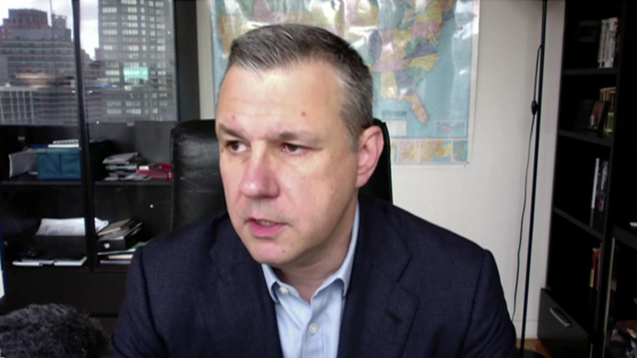 Богданов: Карлсон работает на имидж Трампа-миротворца