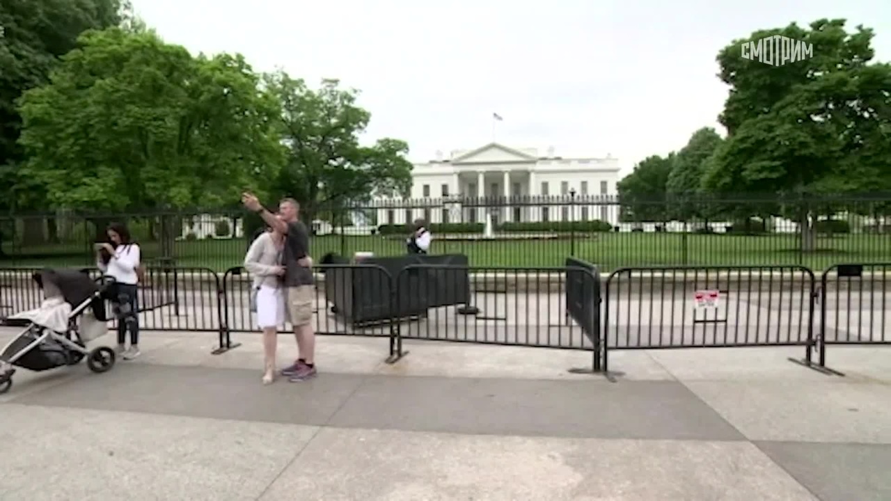 Трамп анонсировал торговую войну с Мексикой и Канадой