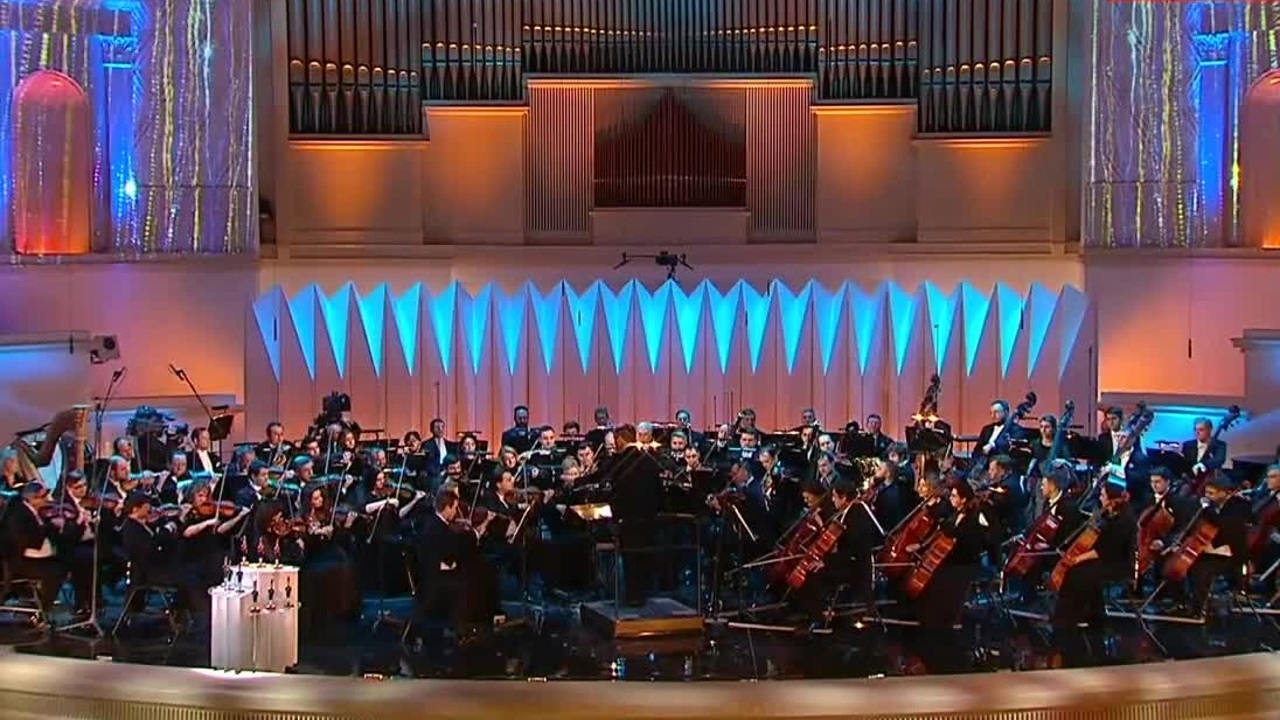 Новогодний плейлист лауреатов конкурса "Щелкунчик". П. И. Чайковский. Увертюра к балету "Щелкунчик"