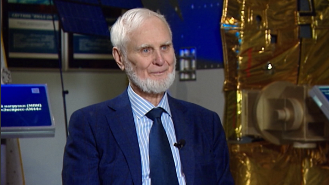 Владимир Халиманович, инженер-конструктор, профессор Сибирского университета им. М. Ф. Решетнева, лауреат Государственной премии СССР