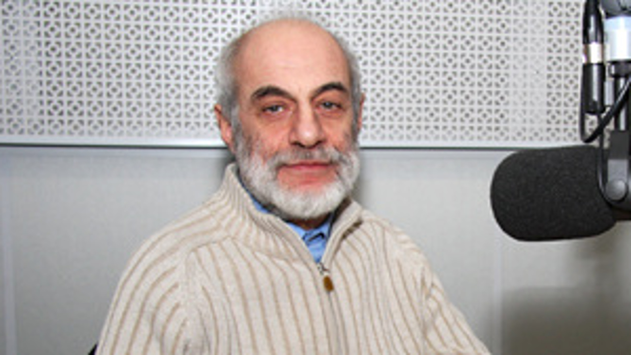 Михаил Левин