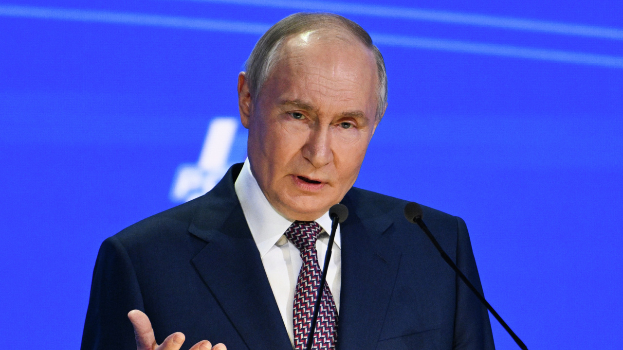 Путин попросил прокуроров в полном объеме развернуть работу на освобожденных территориях в Судже и других населенных пунктах