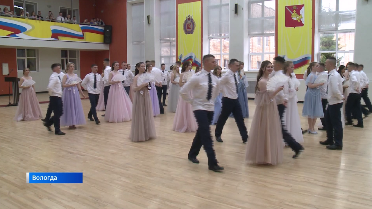 Прощальный бал: выпускной состоялся у курсантов ВИПЭ