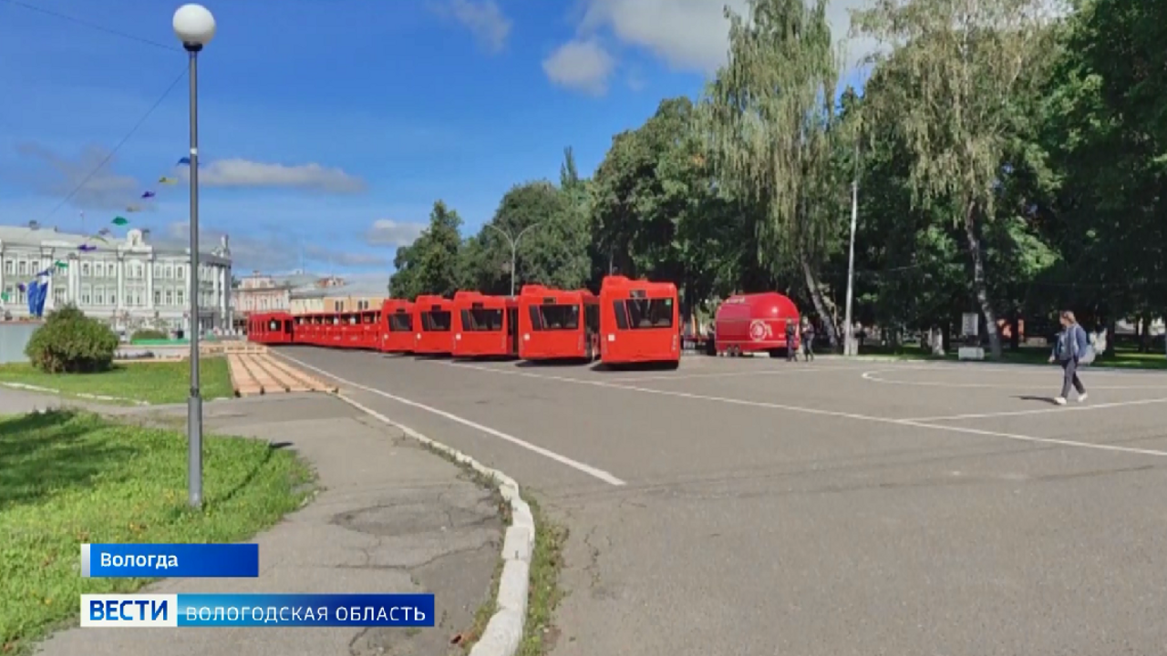 Партия новых автобусов поступила в Вологду