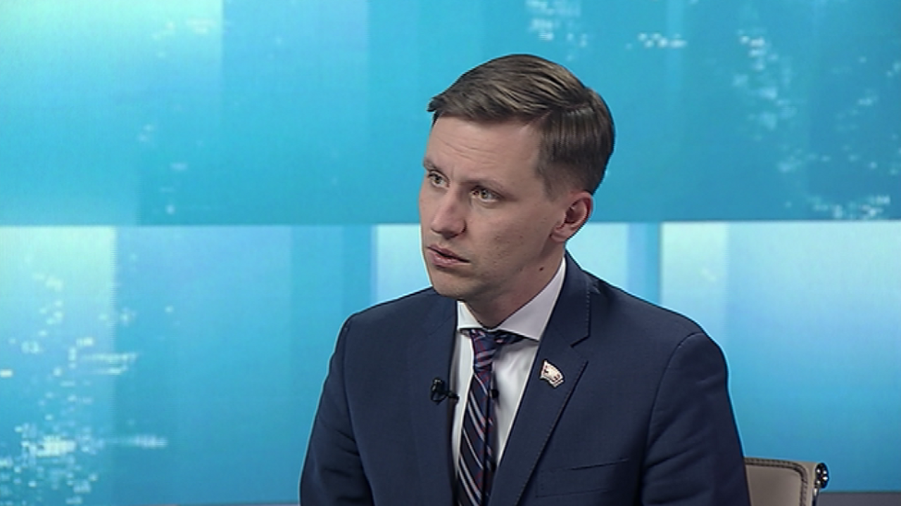 Председатель комитета по охране здоровья и социальной политике Заксобрания края Илья Зайцев о развитии системы здравоохранения и новых мерах поддержки многодетных