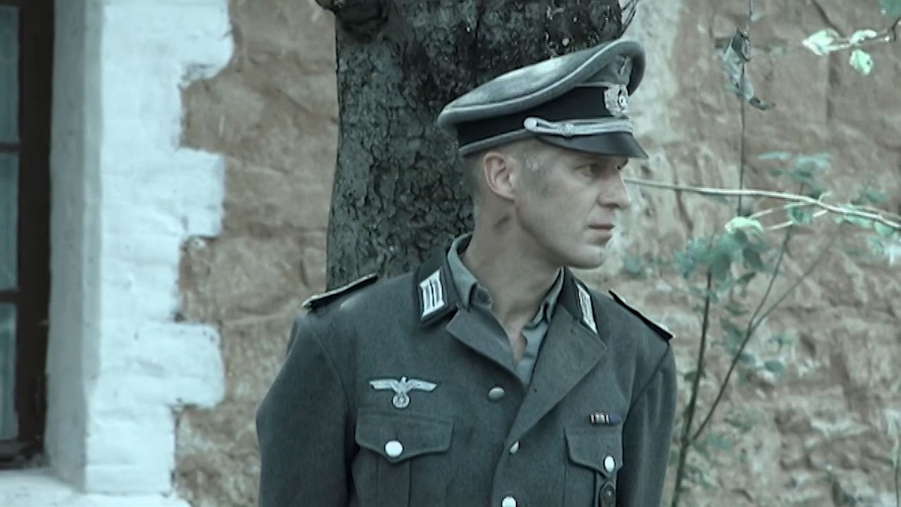 1942