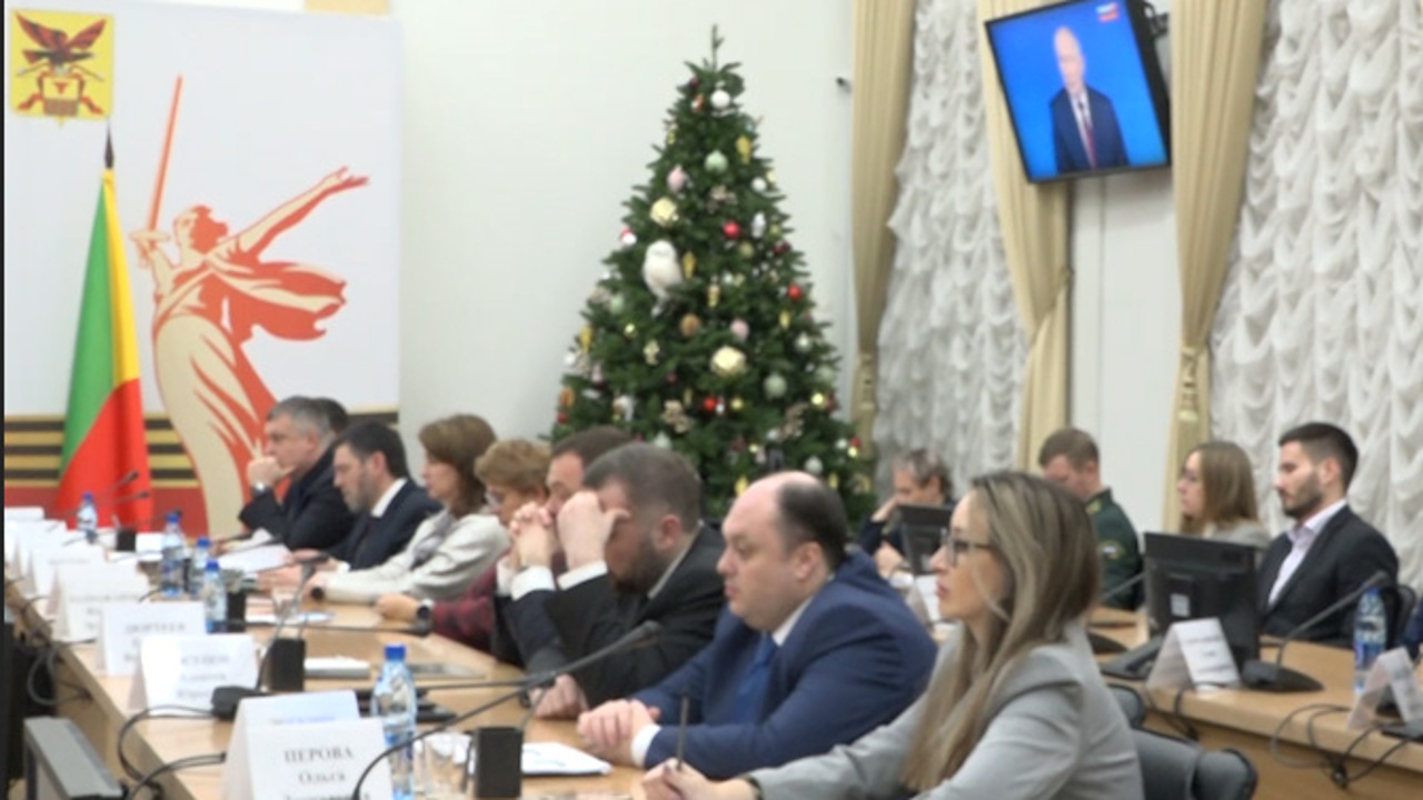 Эфир от 19.12.2025 (23:40)