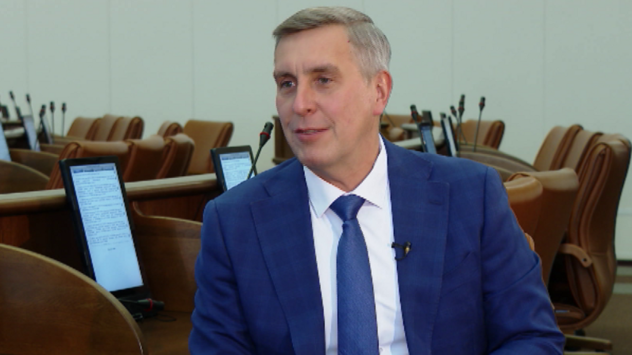 Председатель Законодательного Собрания Красноярского края Алексей Додатко о том, какие важные законы были приняты депутатским корпусом в уходящем году