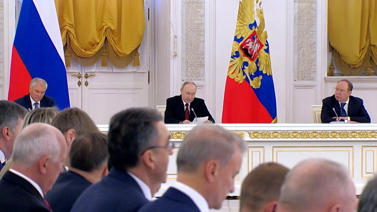 Обеспечить технологическое лидерство России: Александр Цыбульский посетил заседание Госсовета