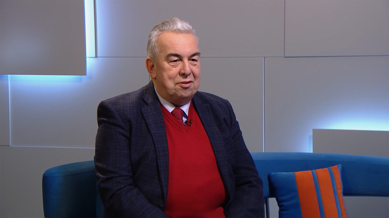 Эксперт по предметам старины Павел Абрамов. Эфир от 29.12.2025