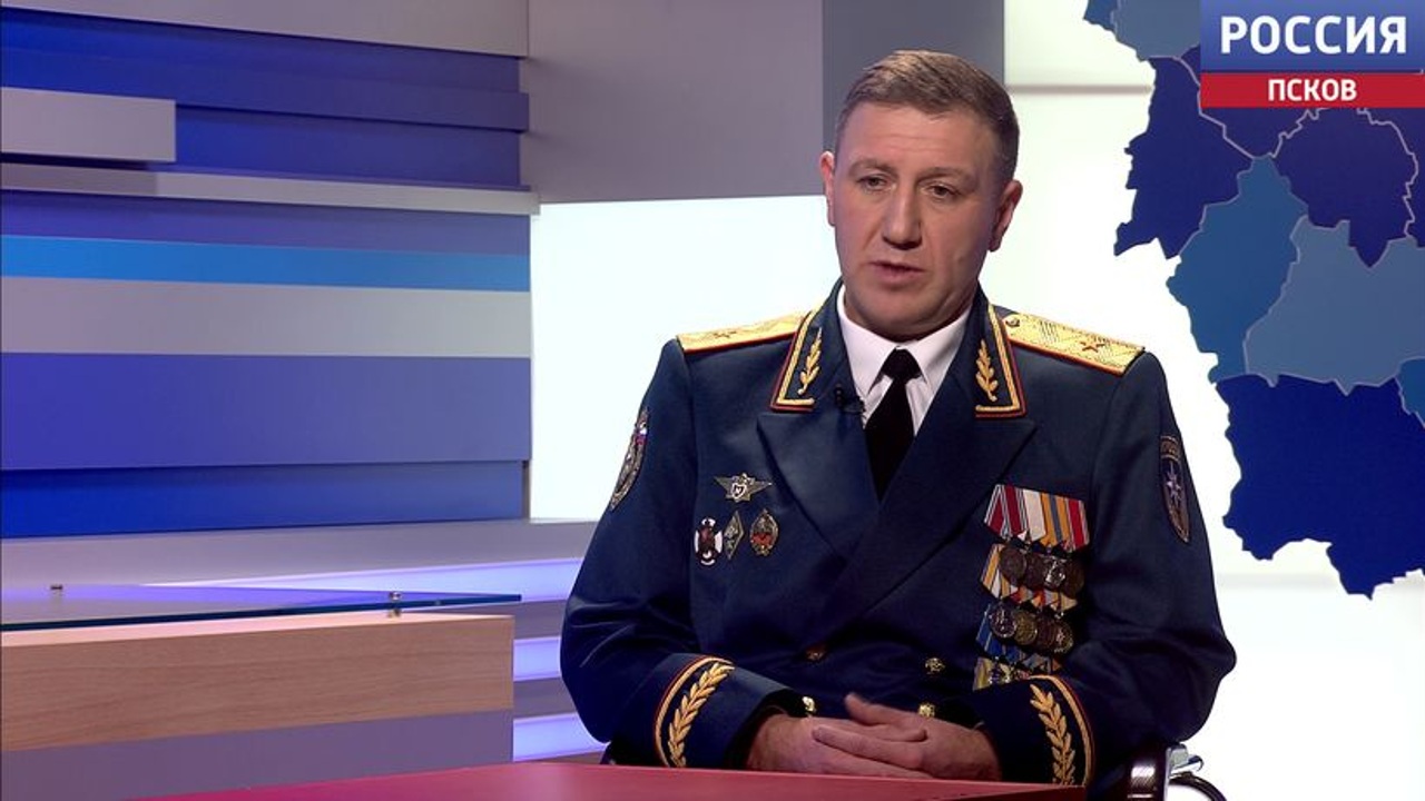 Интервью. Сергей Лаврухин рассказал о работе Управления МЧС по Псковской области. Эфир 27.12.2025
