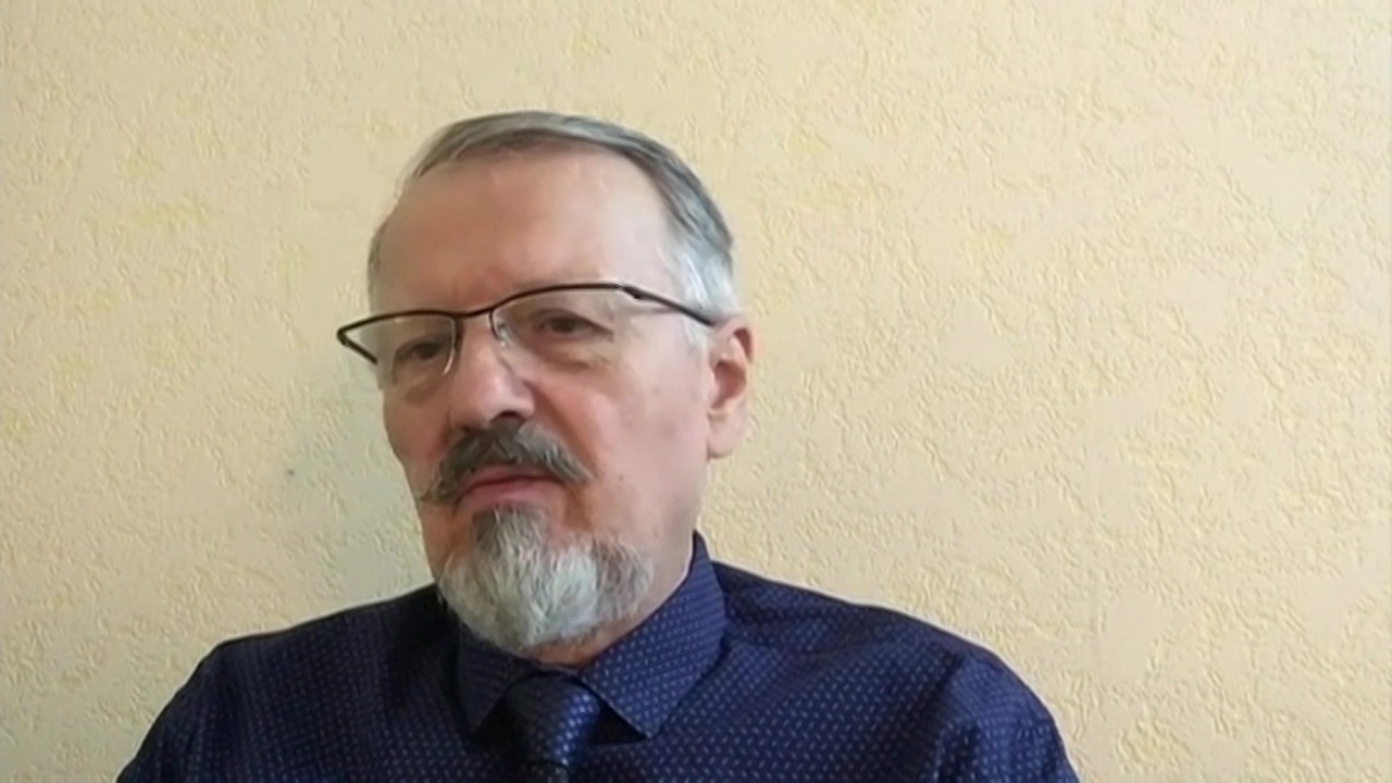 Смоленко: поездками в Канаду и США Зеленский обеспечивал себе алиби