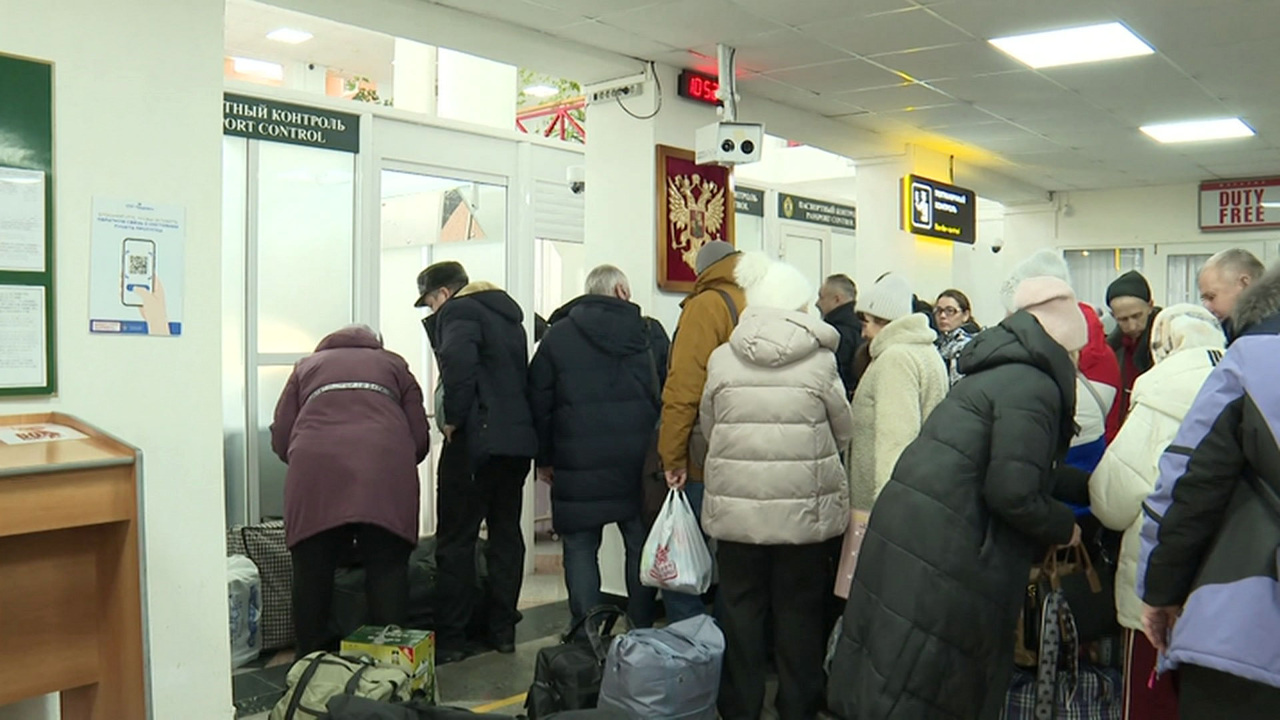 Первые китайские туристы прибыли в Россию по безвизу