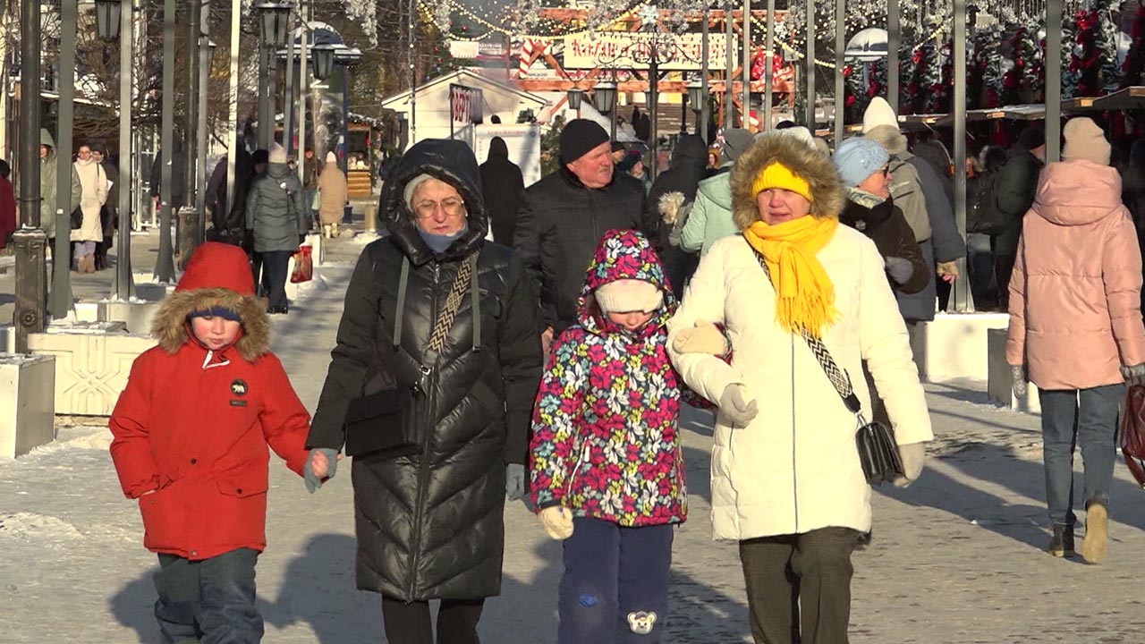 Повышение МРОТ и больничные самозанятым: какие изменения ждут россиян в 2026 году