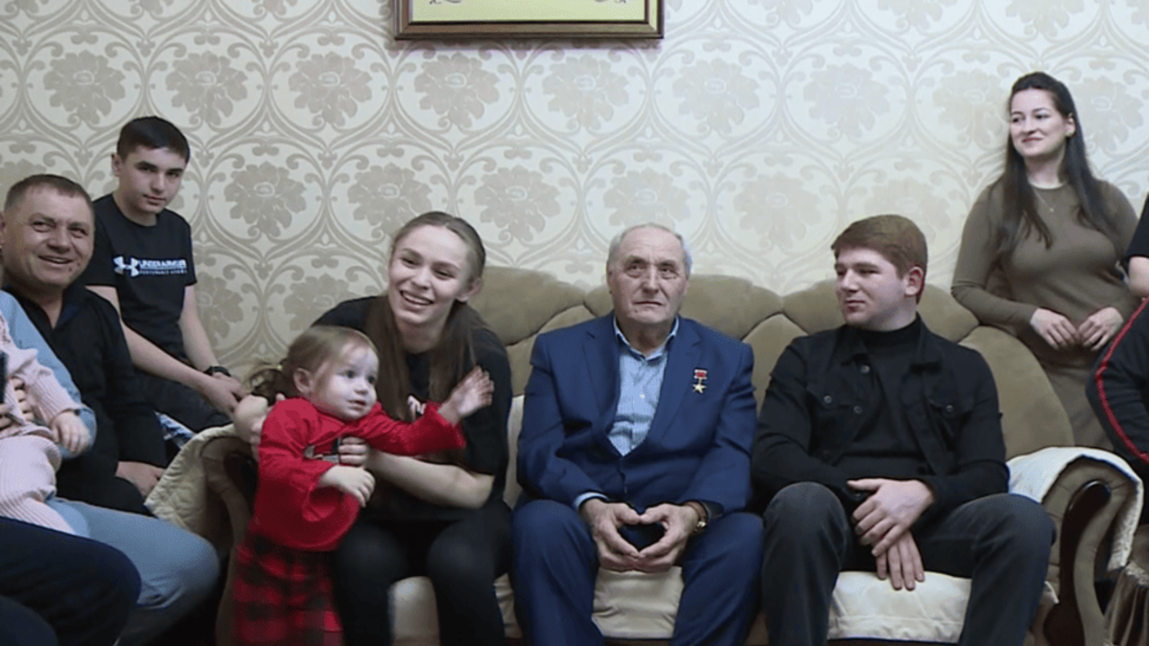 Глава Карачаево-Черкесии выразил соболезнования родственникам Героя Социалистического Труда Датки Кишаева