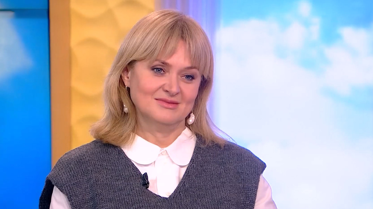 Анна Михалкова о съемках сериала: "У нас был консультант" (сюжет программы "Утро России")