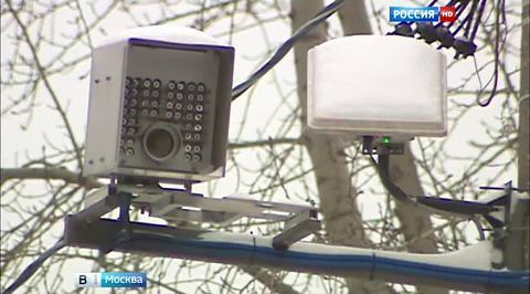 Камеры видеонаблюдения в Москве будут фиксировать выезд за стоп-линию на "красный"
