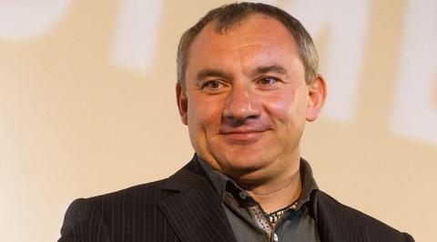 Прекрасный отец, на скрипке игрец и перевоплощений умелец: Николаю Фоменко – 60!