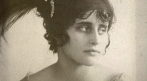Вера Холодная